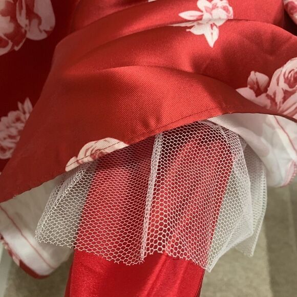 Burgundy Floral-Print Cap Sleeve With Crystal beading, Cocktail Party Dress - Picture 11 of 12